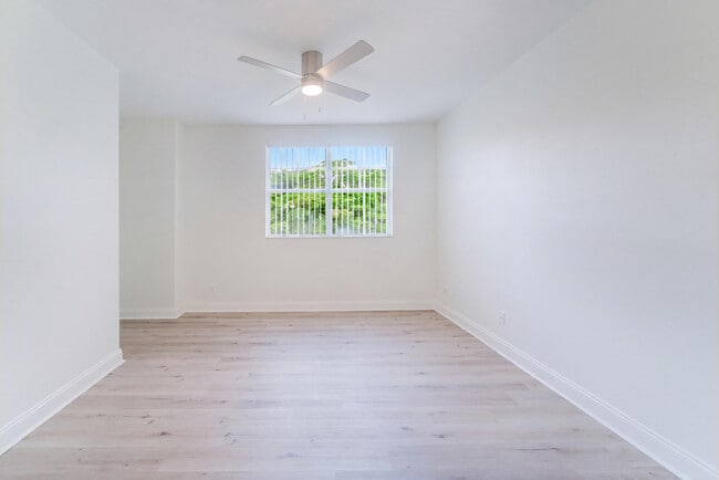Building Photo - 20889 St Andrews Blvd