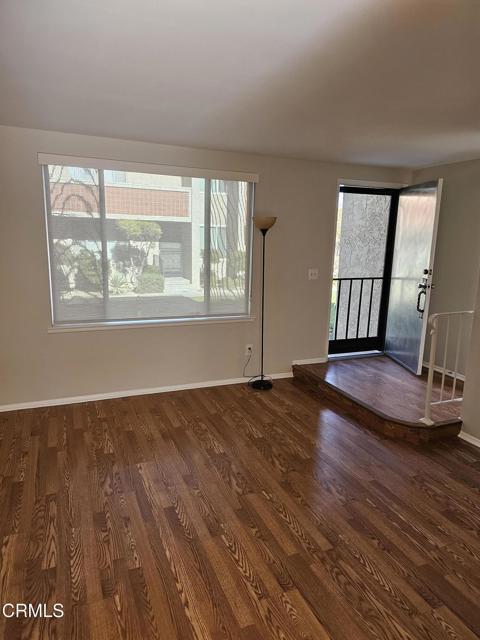 Building Photo - 2166 N Indian Canyon Dr