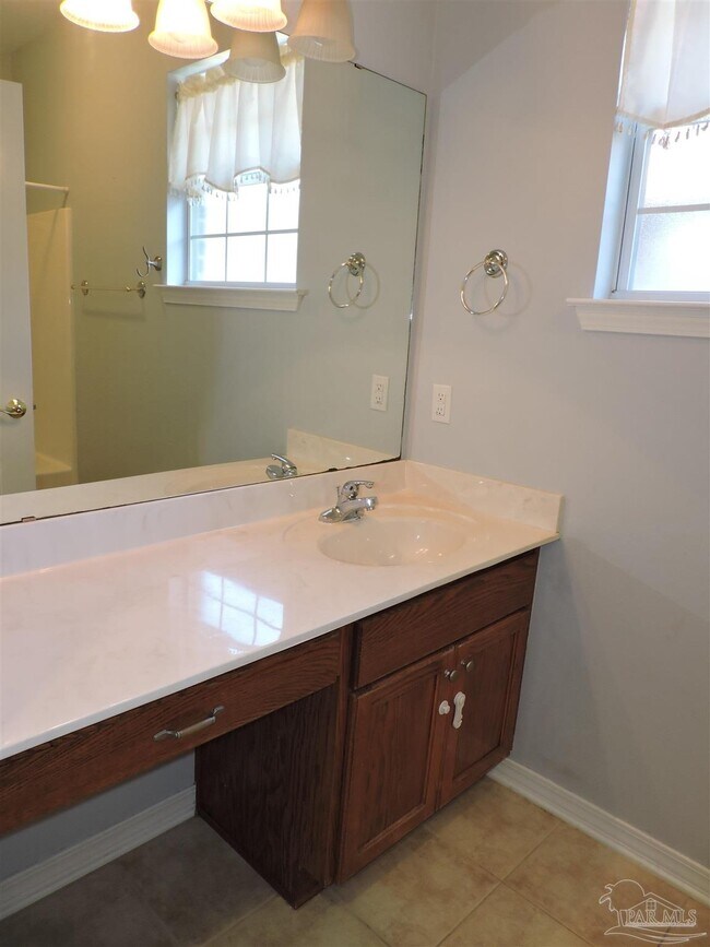 Building Photo - 4986 Vizcaya Dr