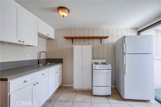 Building Photo - 23521 Ave La Caza