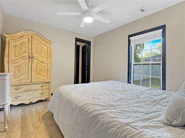 Building Photo - 604 Maple St