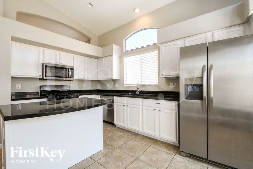 Building Photo - 19819 N 49th Ave