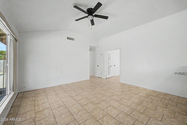 Building Photo - 7119 W Krall St