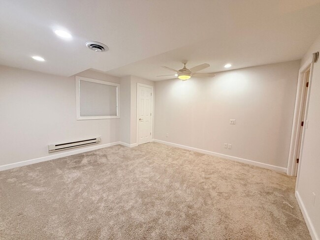 Building Photo - Photos Coming Soon – 3 Bedroom, 3.5 Bathro...