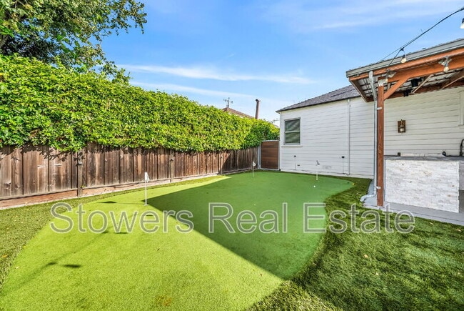 Building Photo - 21747 Orange Ave