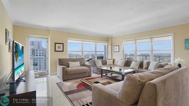 Building Photo - 3750 Galt Ocean Dr