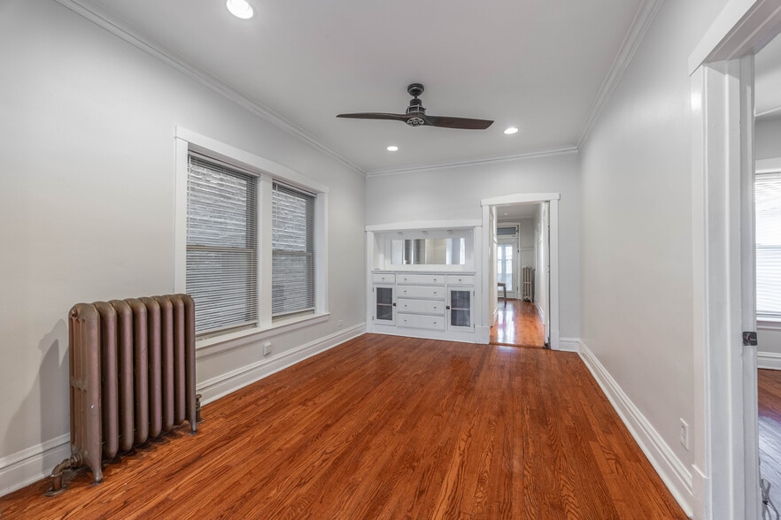 Building Photo - 2732 N Monticello Ave