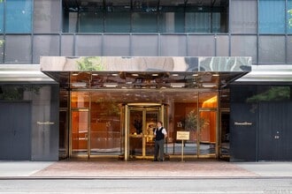 Building Photo - 15 W 53rd St