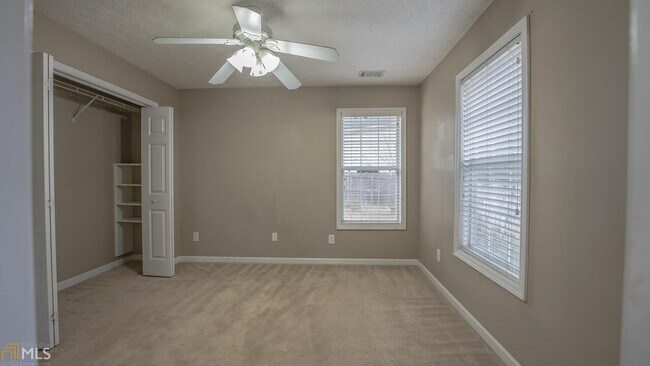 Building Photo - 335 Bald Eagle Way