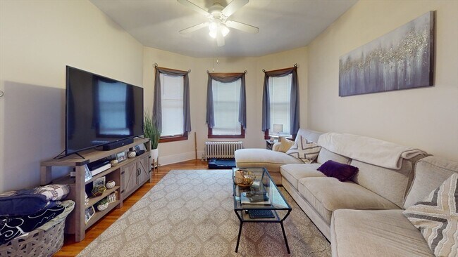 Primary Photo - 8 Wareham St