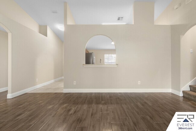 Building Photo - 71 Wellwood Ln