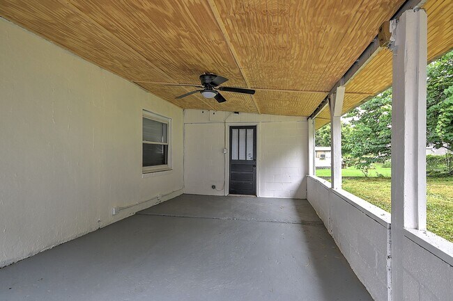Building Photo - 1712 Oaklawn St