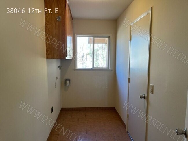 Building Photo - 38046 12th St E