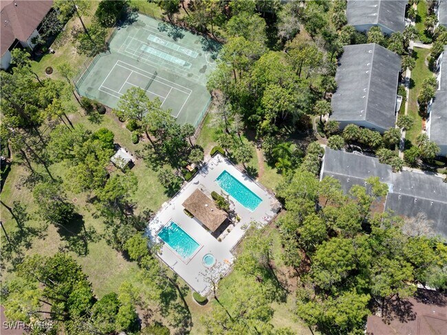 Building Photo - 1801 Courtyard Way