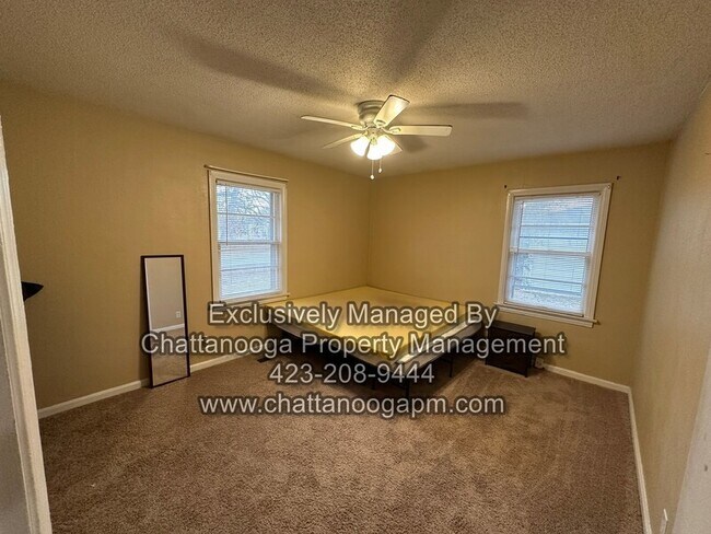 Building Photo - 1003 Floyd Dr