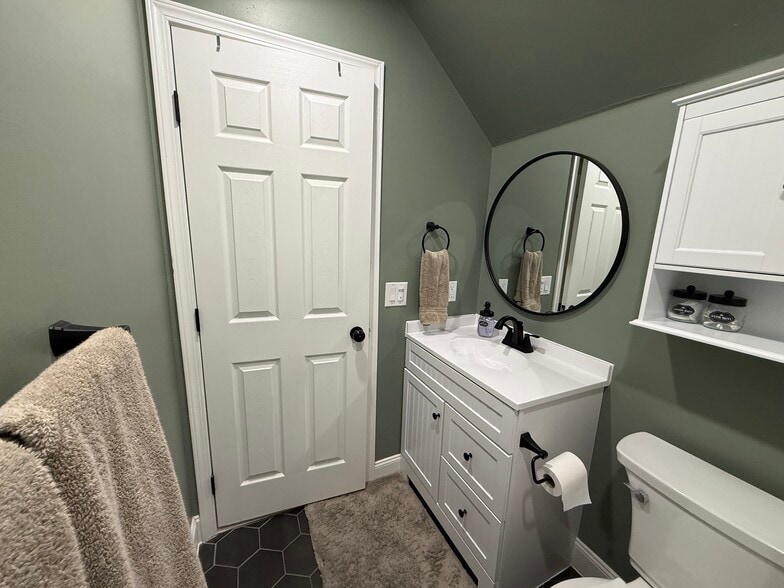 Building Photo - 1 Unison Ct