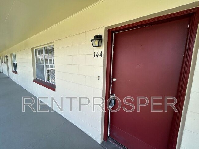 Building Photo - 5505 Hernandes Dr
