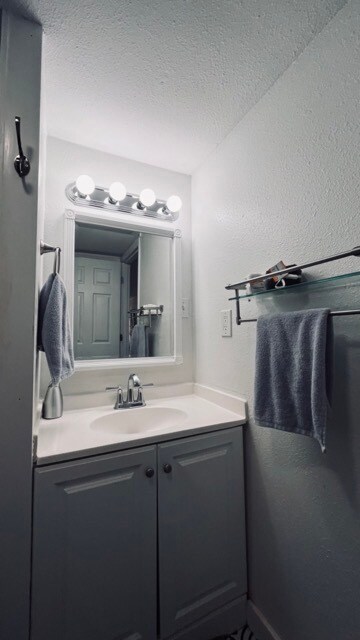 Building Photo - 360 Columbia St NE