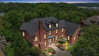 Building Photo - 678 Canterbury Dr