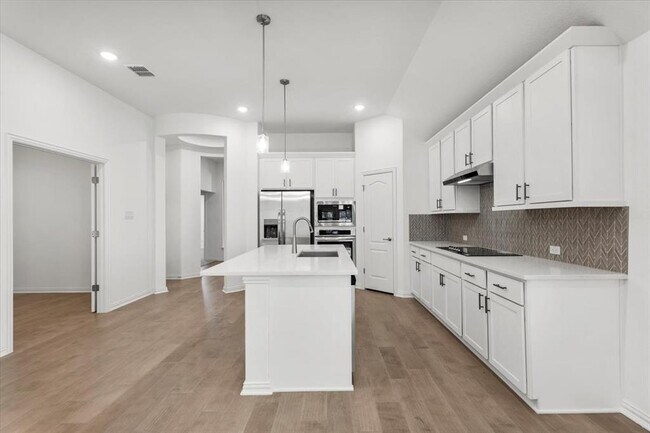 Building Photo - 1429 Cole Ests Dr