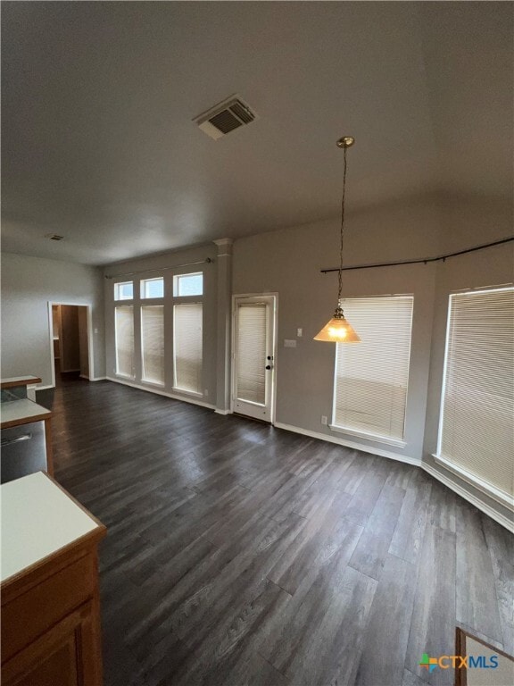 Building Photo - 1734 Oak Forest Dr