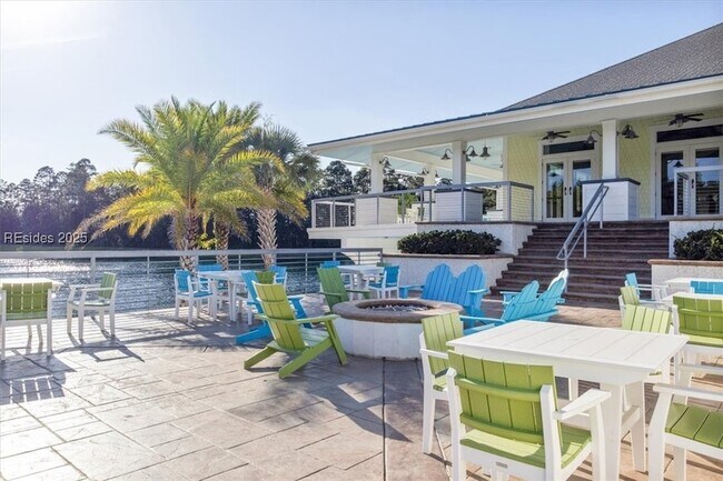 Building Photo - 652 Ocean Hammock Lp