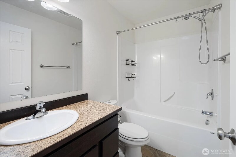 Building Photo - 85 Gerard Ln