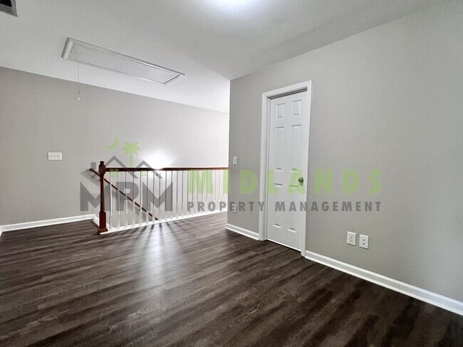 Building Photo - 112 Saluda Springs Ct