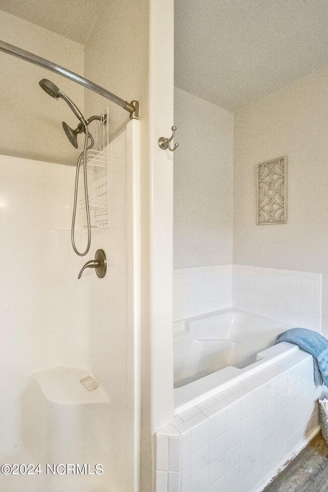 Building Photo - 460 Cooper Garrett Rd