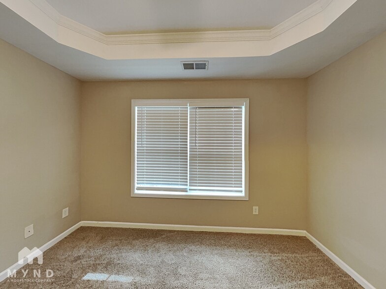 Building Photo - 205 Ivy Ct