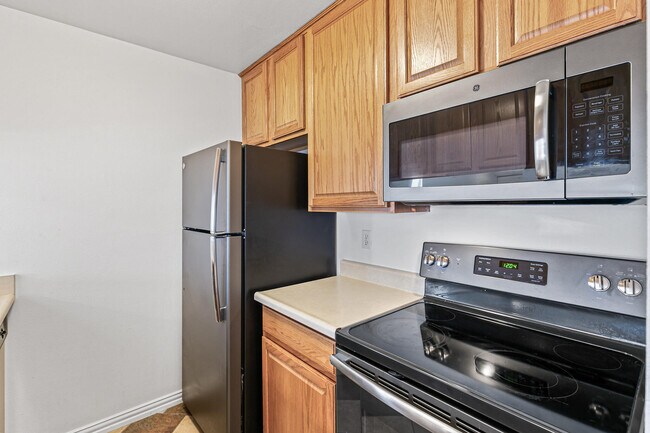 Building Photo - 1782 S Trenton St
