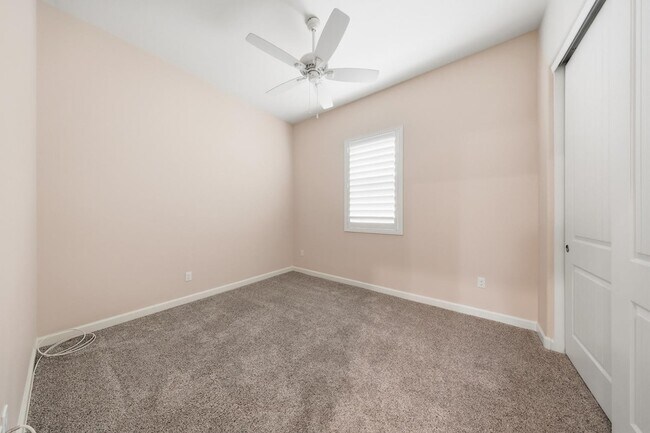 Building Photo - 4897 N 207th Ln