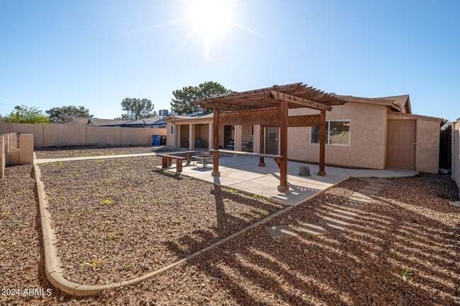 Building Photo - 6610 W McKinley St