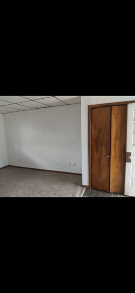 Building Photo - 170 Freeport Rd