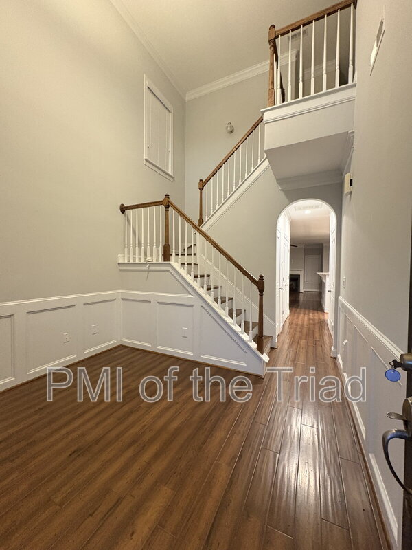 Building Photo - 1146 Augustine Heights Dr