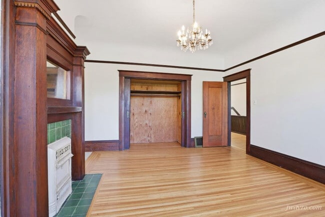 Building Photo - 151 9th Ave