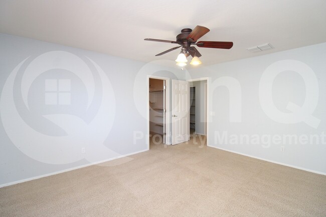 Building Photo - 14205 W Mauna Loa Ln