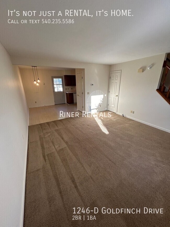 Building Photo - 1246 Goldfinch Dr