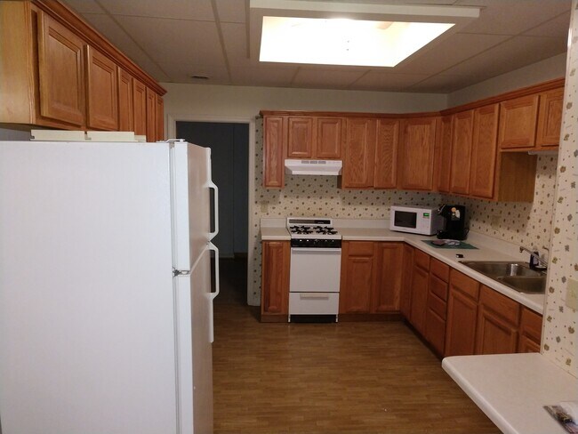 Kitchen - 1101 Odes Wilson Rd