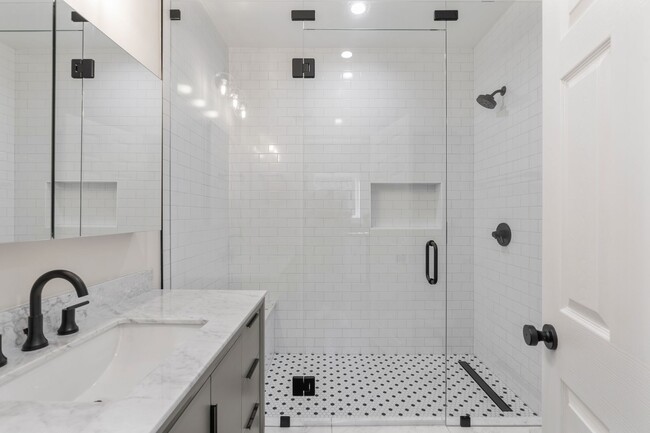 Building Photo - Culver City Rental -  Detached Studio with...