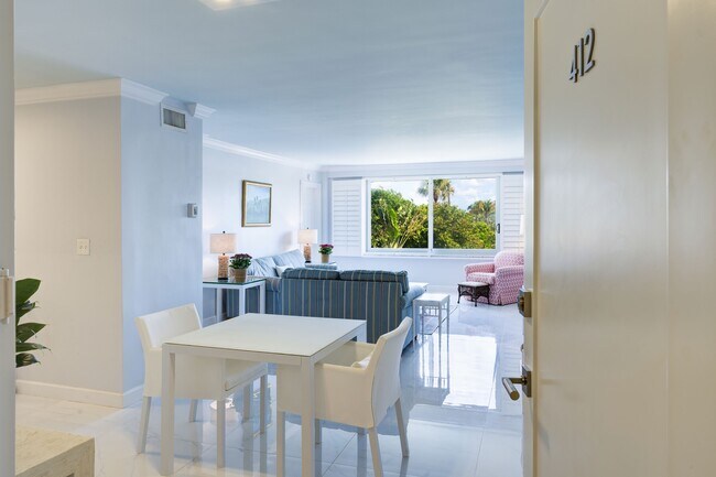 Building Photo - 170 N Ocean Blvd