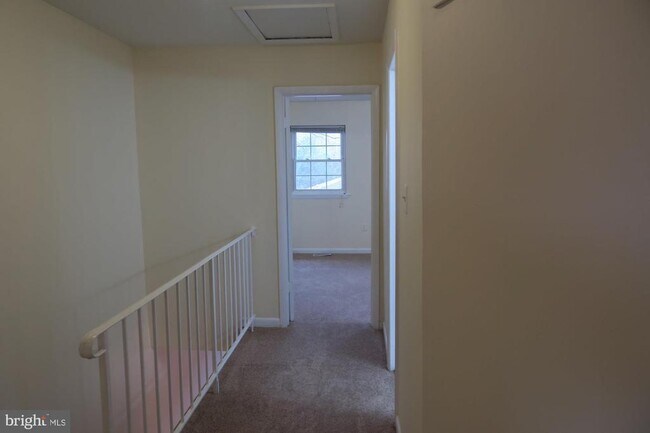 Building Photo - 3514 Cranmer Mews