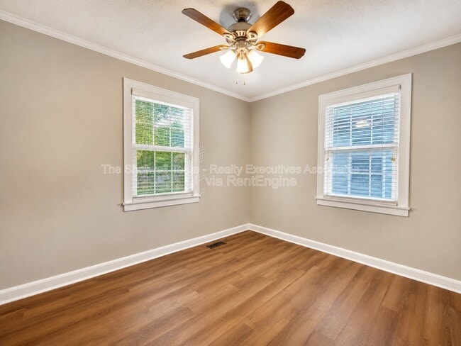 Building Photo - 2540 Larkwood Ln