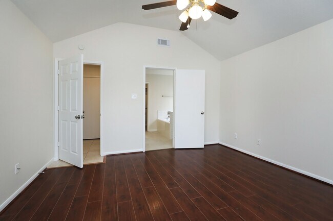 Building Photo - 14215 Cypress Valley Dr