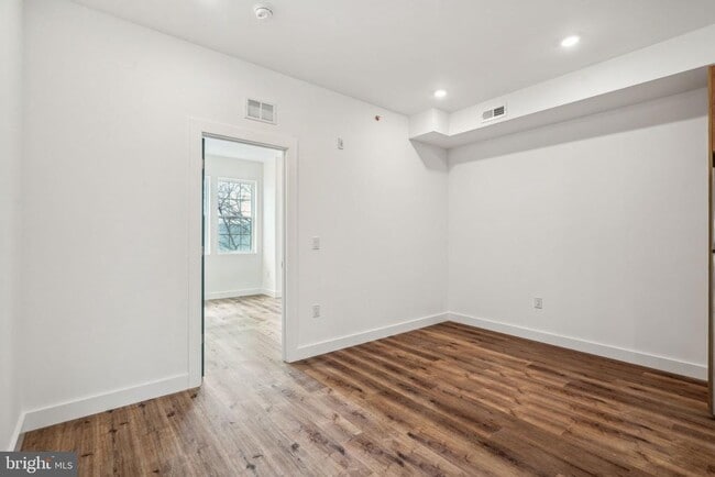 Building Photo - 2616 N 11th St