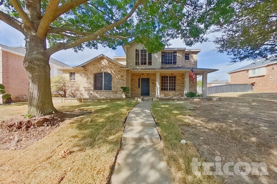 Building Photo - 813 Wolf Trail