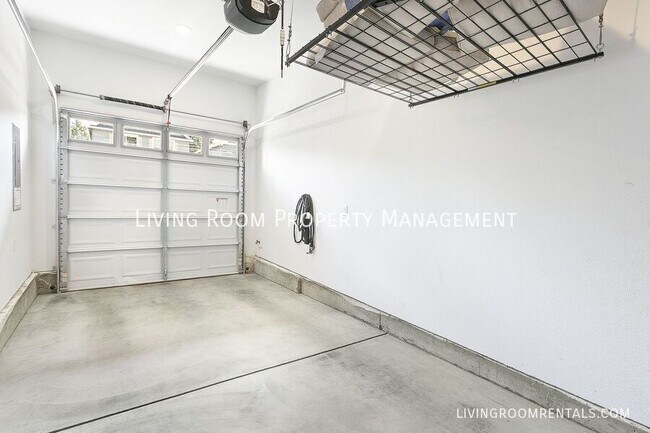 Building Photo - 7731 N Decatur-