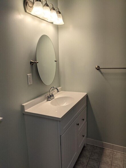 Building Photo - 3755 Eastern Ave