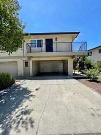 Building Photo - 2 bedrooms, 1 bath with carport Home is Close to the 52, 67 and 125 freeways, shopping and restau...