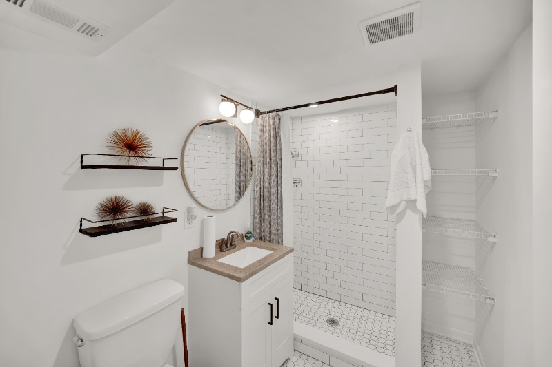 Building Photo - 1721 N Kimball Ave